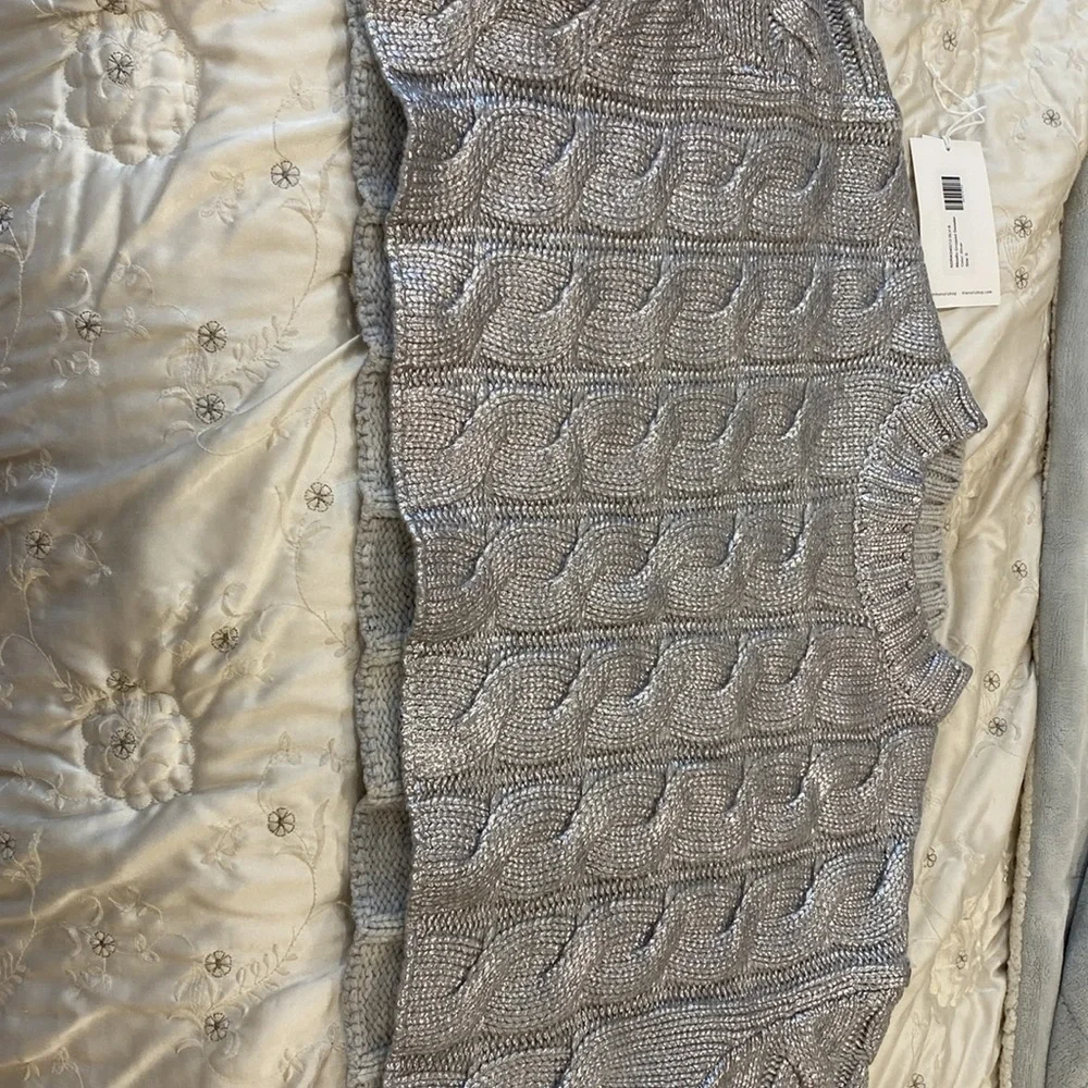 NWT Noli shop metallic silver sweater - Picture 5 of 10
